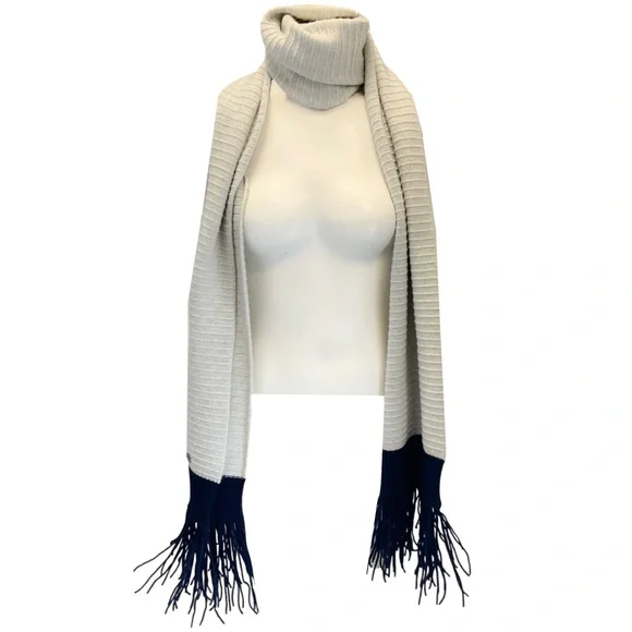 CHANEL SILVER / GREY / NAVY 2008 FRINGED CASHMERE KNIT SCARF - Picture 4 of 16